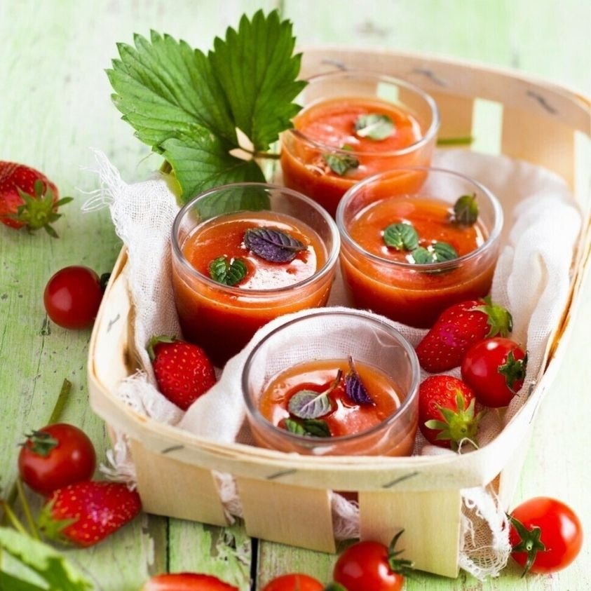 Anais Lecocq, diététicienne, vous propose un Gaspacho tomates, fraises et menthe